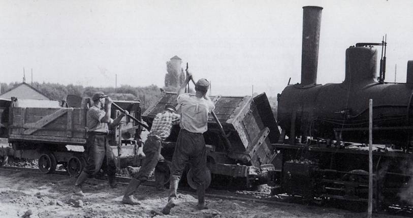 Kastenkipper Bongsche met bomen.jpg